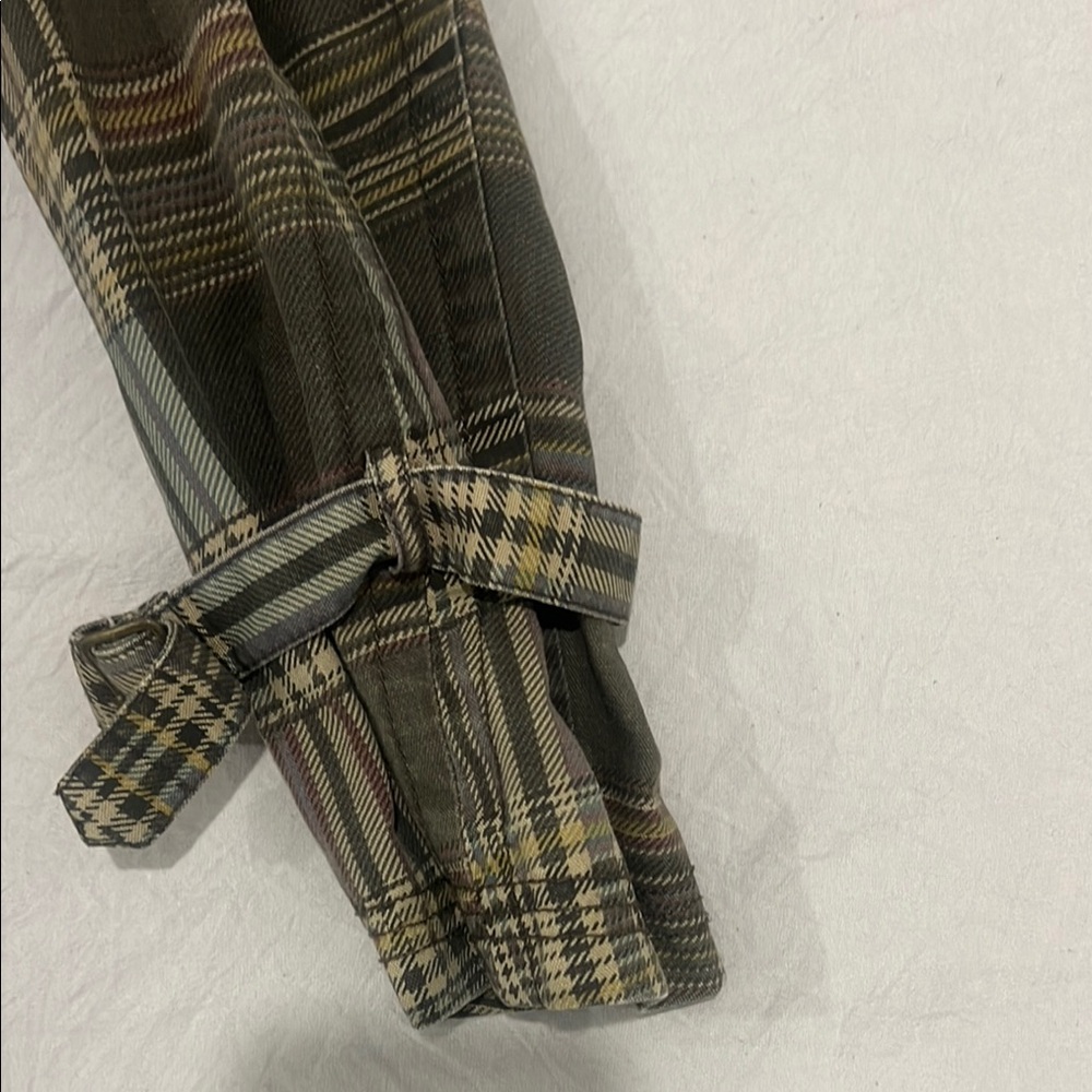 Plaid Button-Up Jacket - Picture 5 of 13